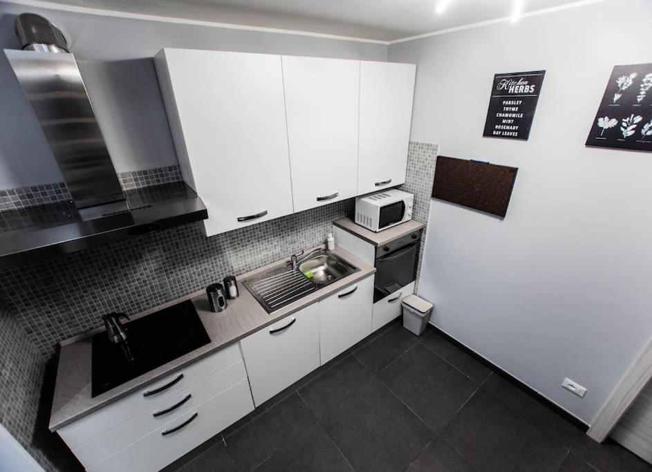 Apartamento Modern Loft Center Of Turin + Jacuzzi 30M Metro Collegno Exterior foto