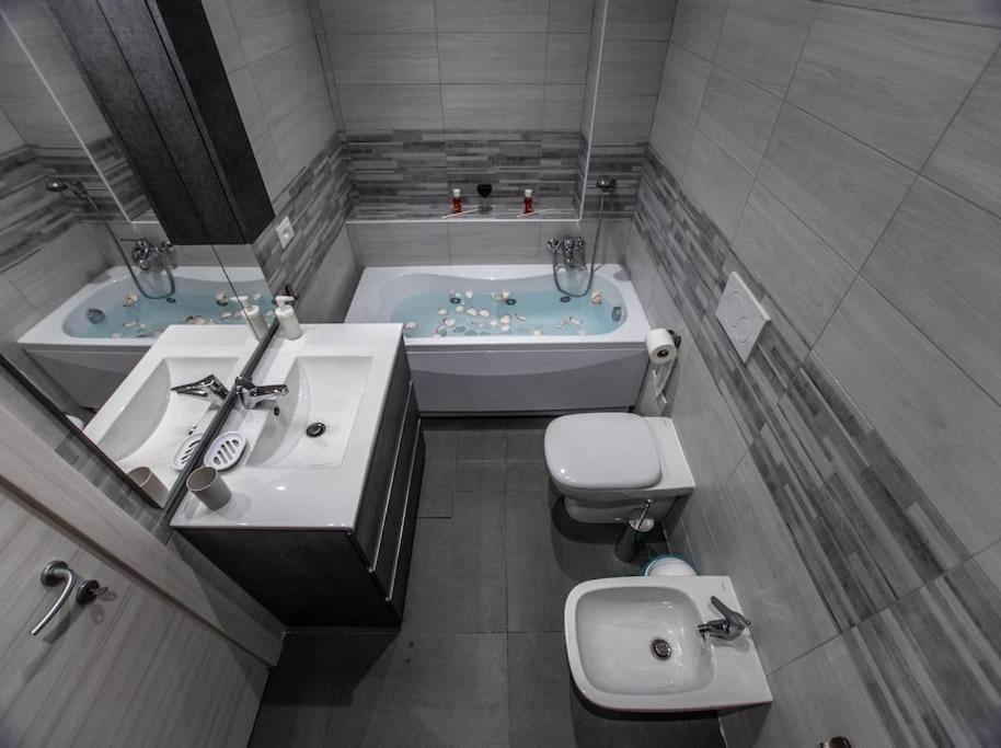 Apartamento Modern Loft Center Of Turin + Jacuzzi 30M Metro Collegno Exterior foto