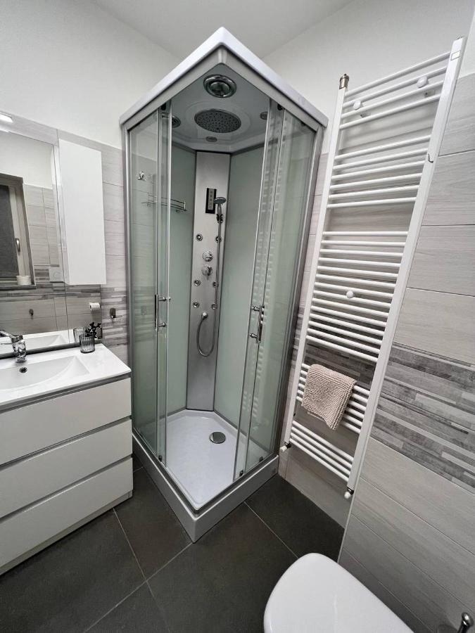 Apartamento Modern Loft Center Of Turin + Jacuzzi 30M Metro Collegno Exterior foto