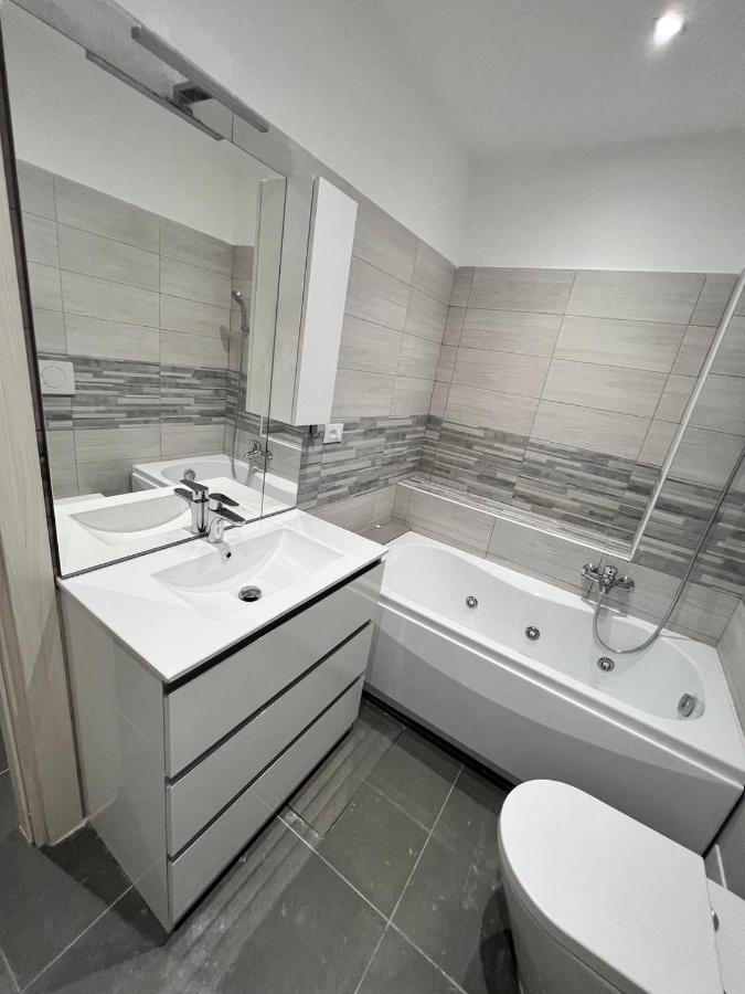 Apartamento Modern Loft Center Of Turin + Jacuzzi 30M Metro Collegno Exterior foto