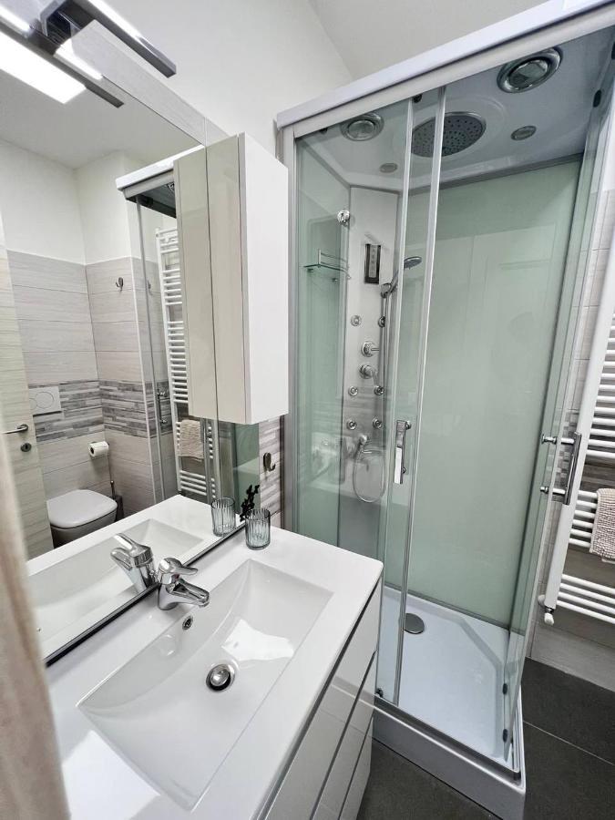 Apartamento Modern Loft Center Of Turin + Jacuzzi 30M Metro Collegno Exterior foto